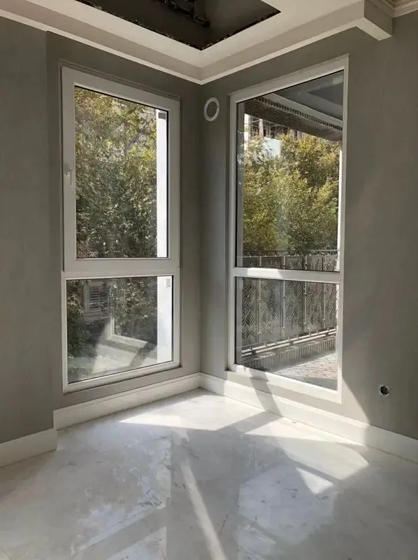 پنجره دوجداره در اختیاریه