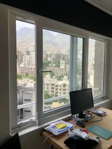 پنجره دوجداره در کاووسیه